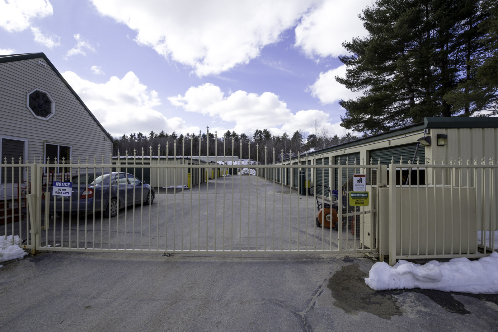 Access Self Storage in NH Features & Security LockTite Storage